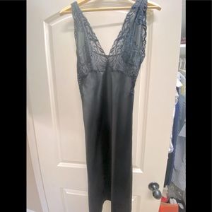 Elegant Natori Nightgown